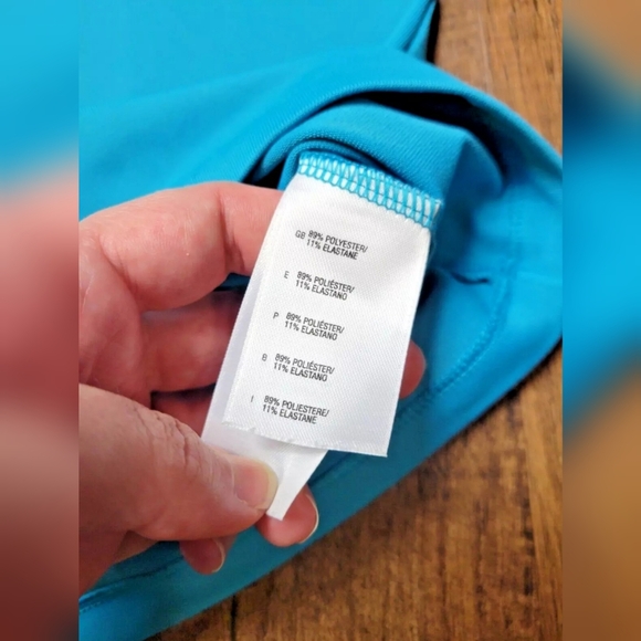 ✨HOST PICK✨ The North Face VaporWick activewear tank top - Picture 4 of 8